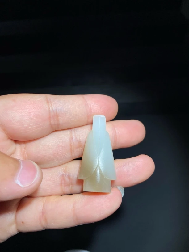 新疆和田糖白玉翁仲