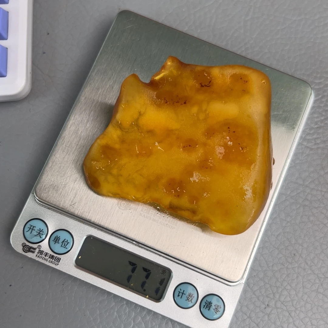 定制琥珀未镶嵌蜜蜡