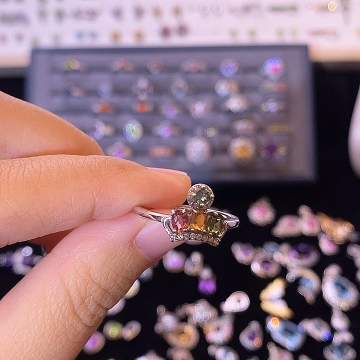 慧***呀碧玺银S925镶嵌戒指