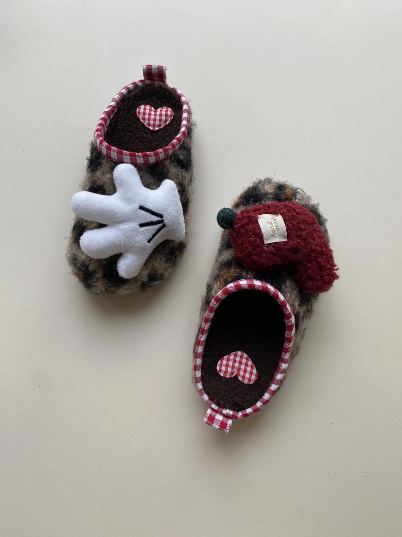 豹纹玩偶拼接卷毛休闲女童鞋冬季新款格纹时尚博肯鞋子5DGES039