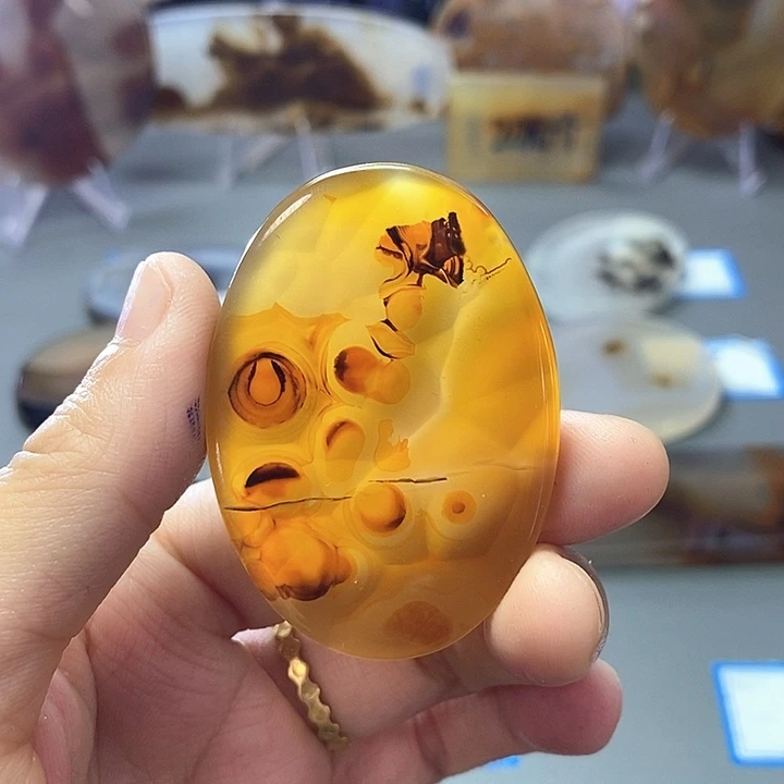 玛瑙/玉髓未镶嵌珠宝半成品