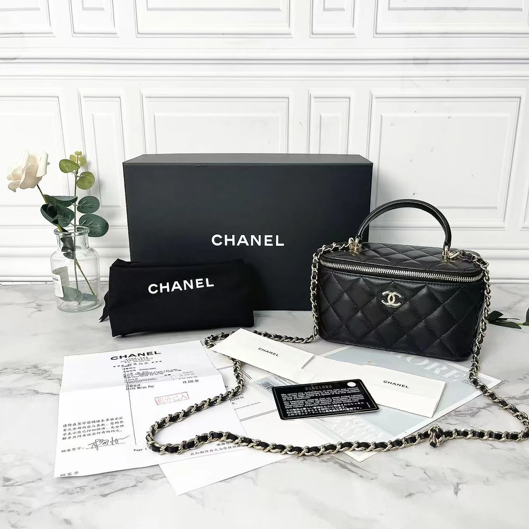 95新 Chanel/香奈儿 Chanel/香奈儿黑金小羊皮手提斜挎包