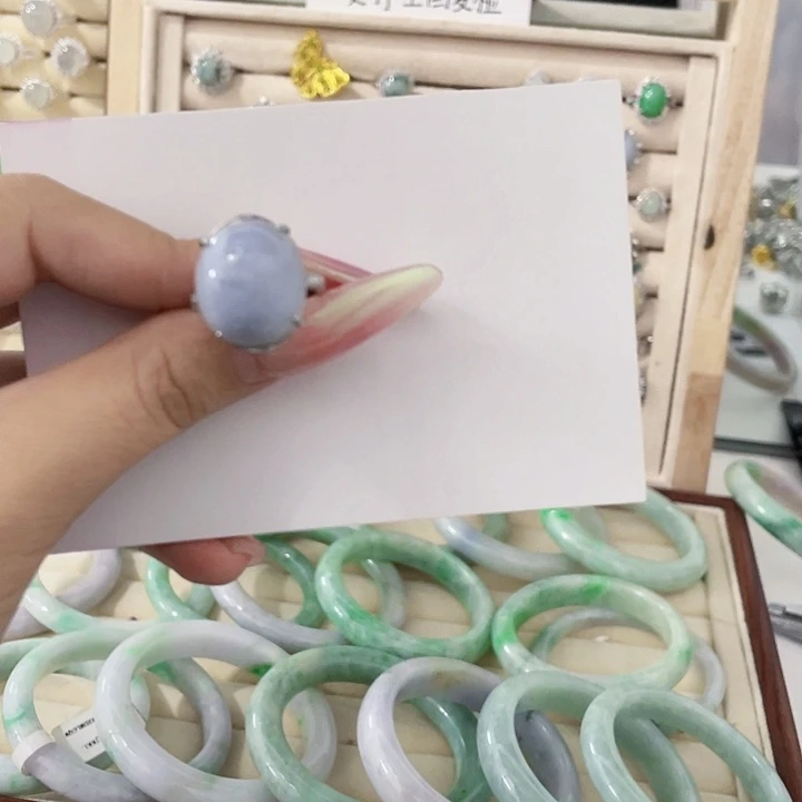 翡翠未镶嵌颈饰天然翡翠Ａ货