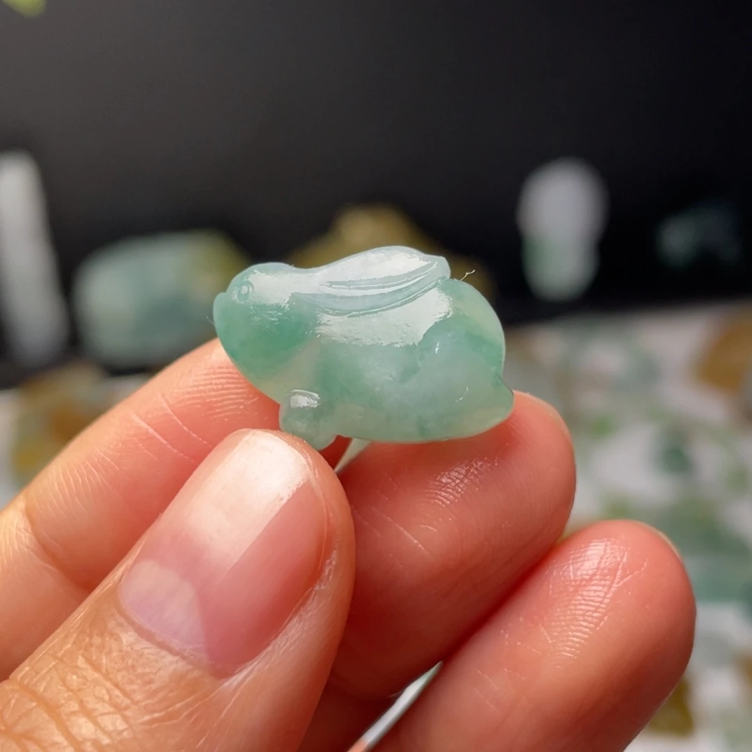 定制翡翠未镶嵌天然翡翠