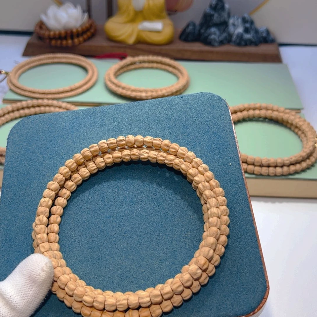 柏香籽/百香籽吊坠爱***桃玉莲花