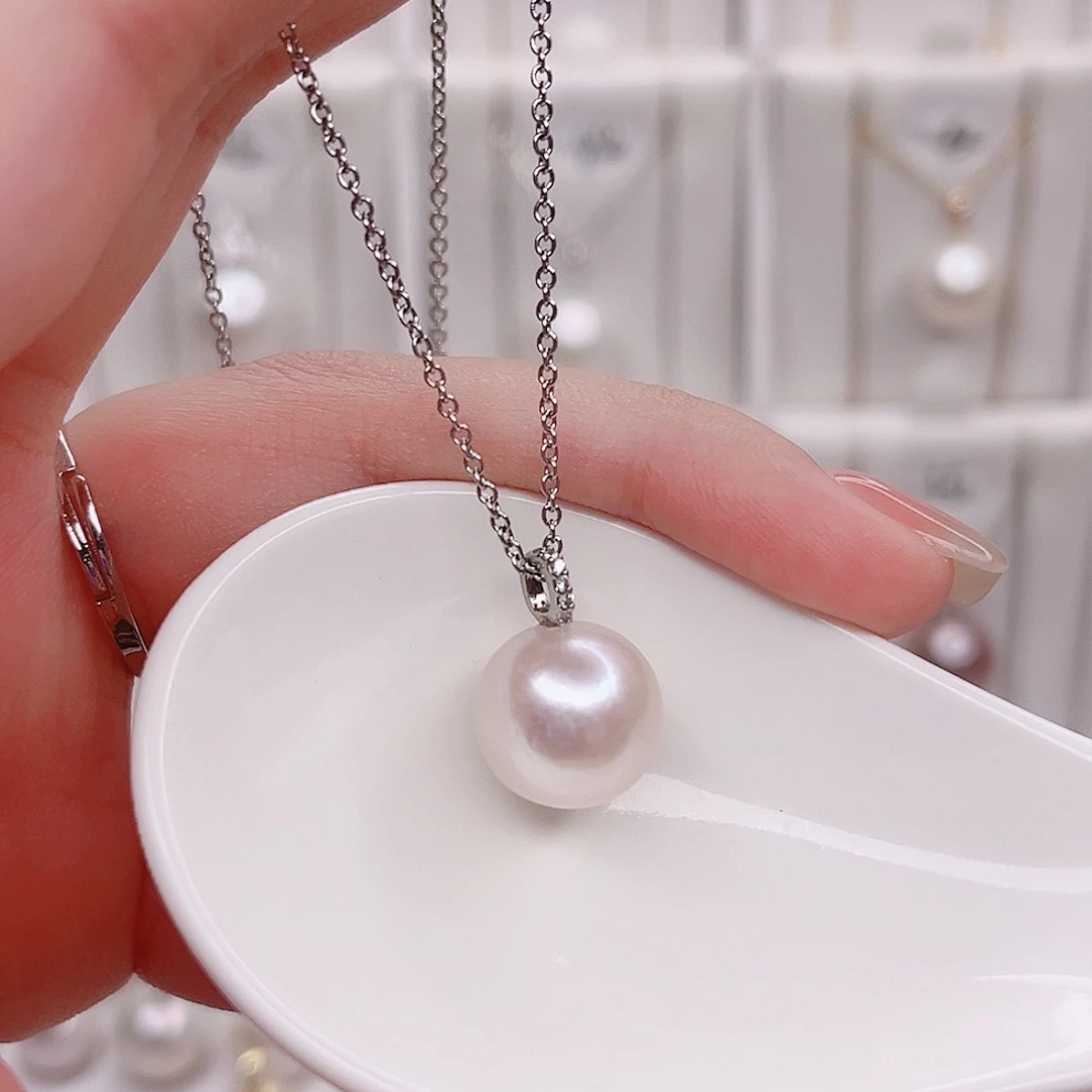 淡水珍珠吊坠(赠链)未镶嵌