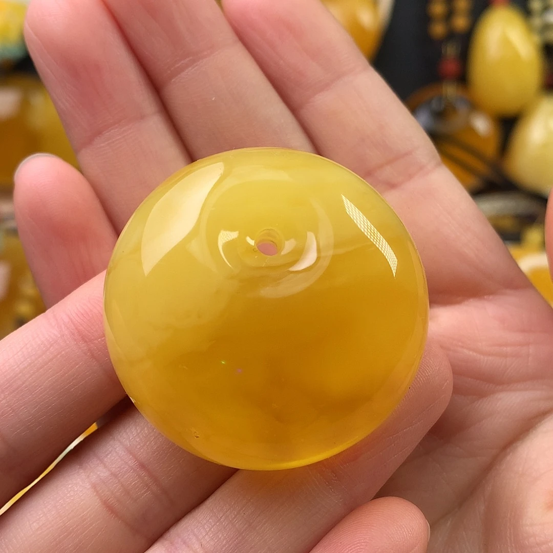 琥珀未镶嵌颈饰吊坠