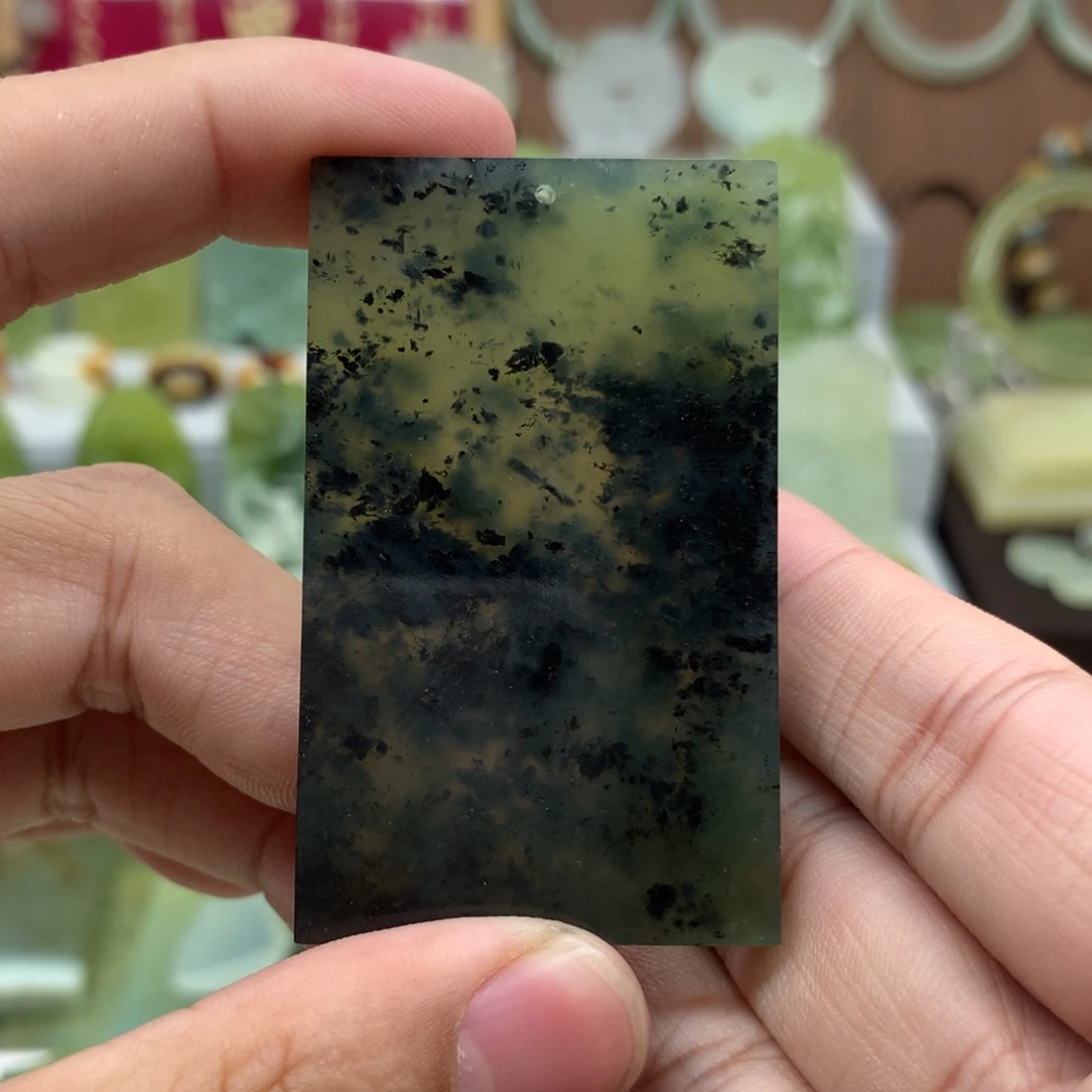 岫玉未镶嵌吊坠(不含链)