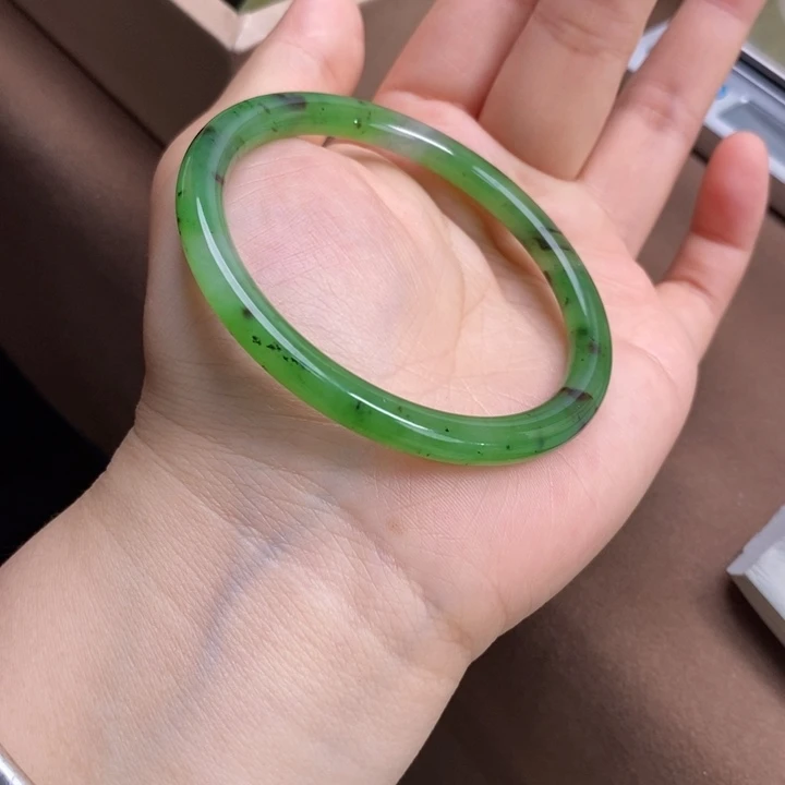 和田玉手镯未镶嵌碧玉辣绿手镯58.2#