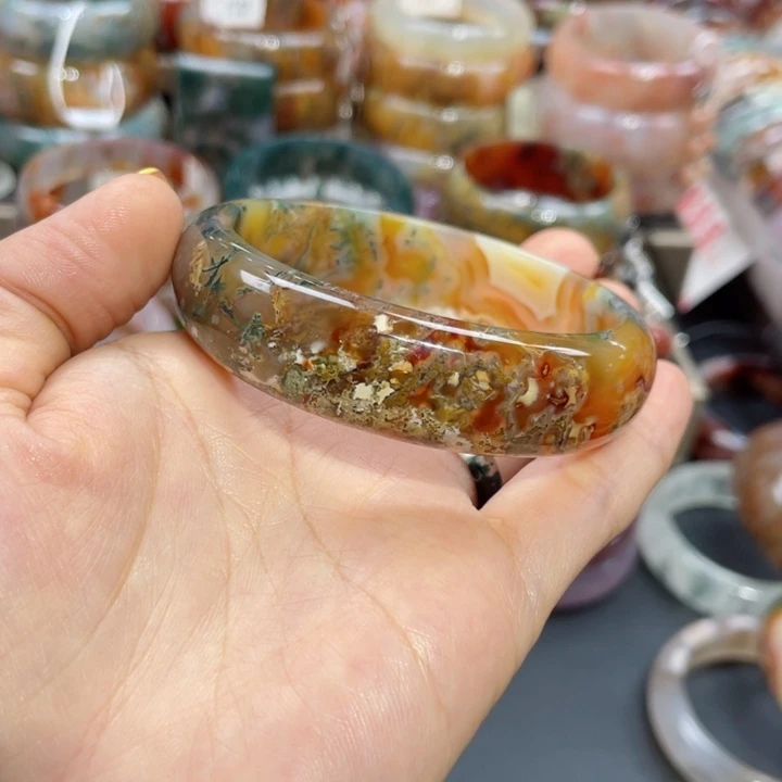 【闪购商品】玛瑙/玉髓手镯未镶嵌小*铛