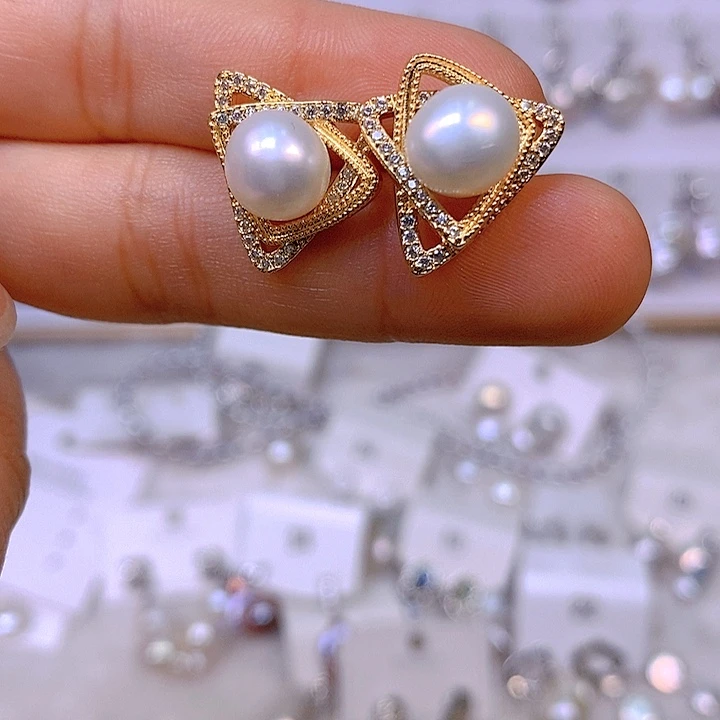 淡水珍珠颈饰合金