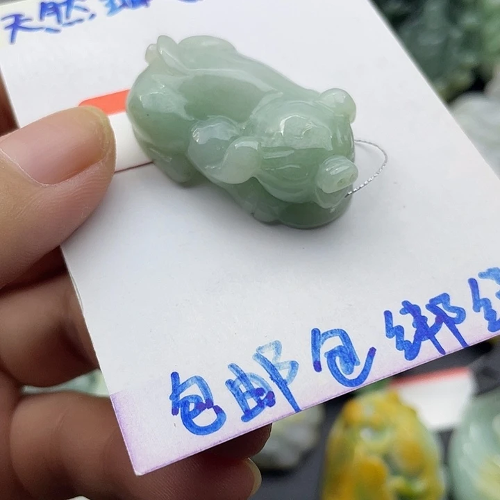 翡翠未镶嵌颈饰天然翡翠