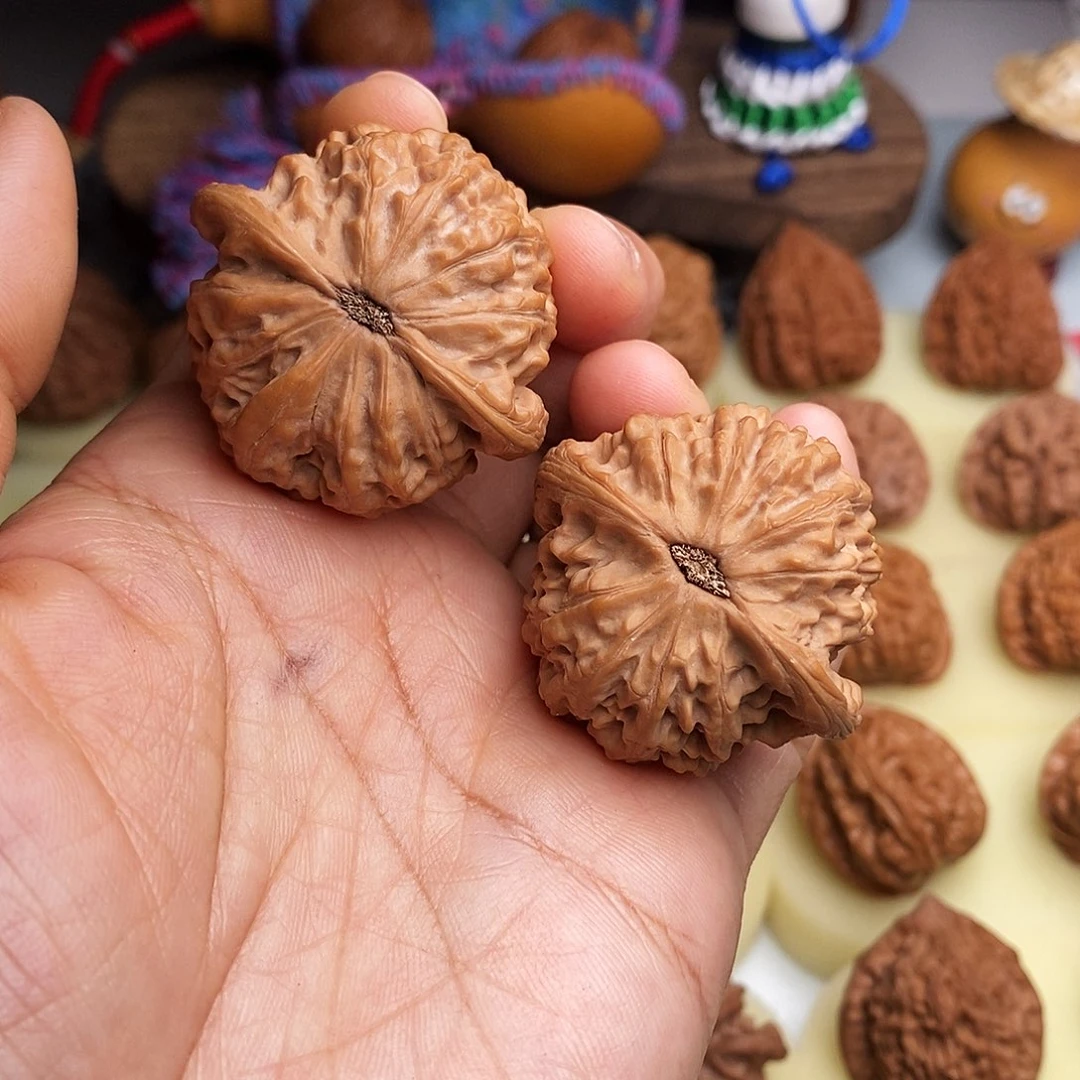 吊坠文玩核桃40金牛