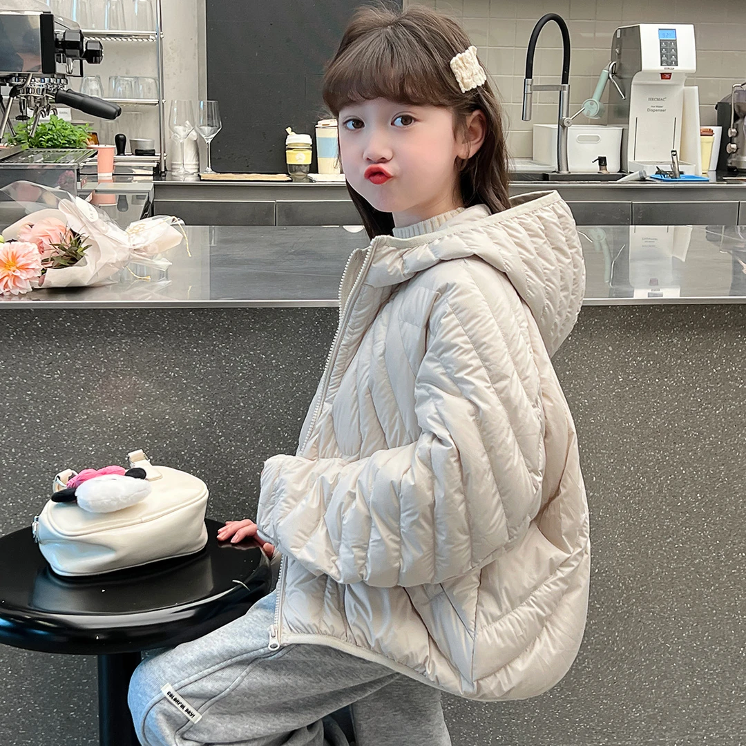 2024婴儿潮牌新款中大童加厚服潮款轻薄连帽宝婴幼儿儿童小孩红色