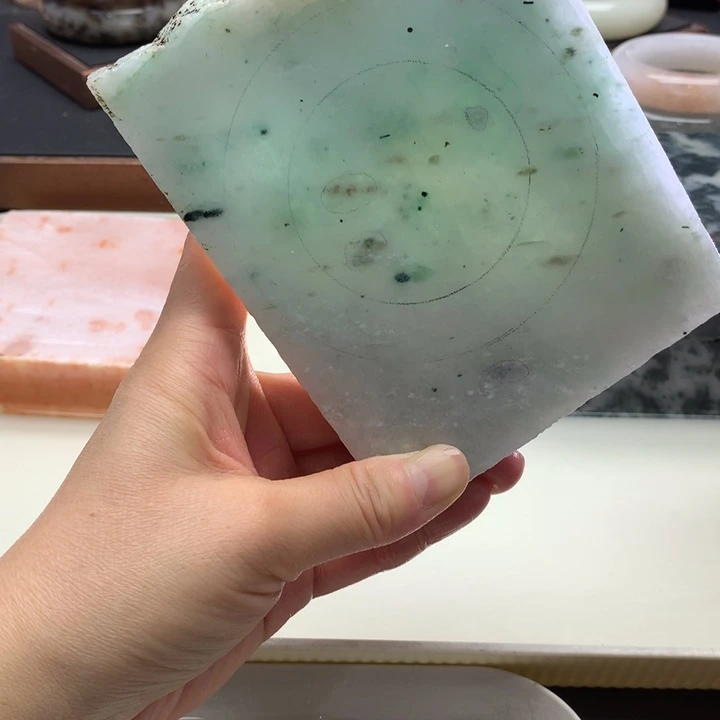 石英岩玉未镶嵌手镯