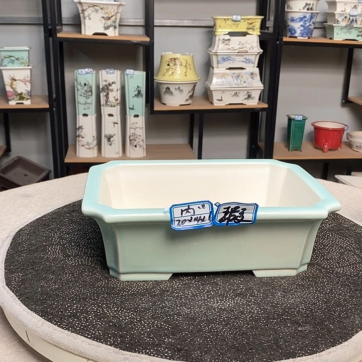 紫砂的花盆很漂亮26