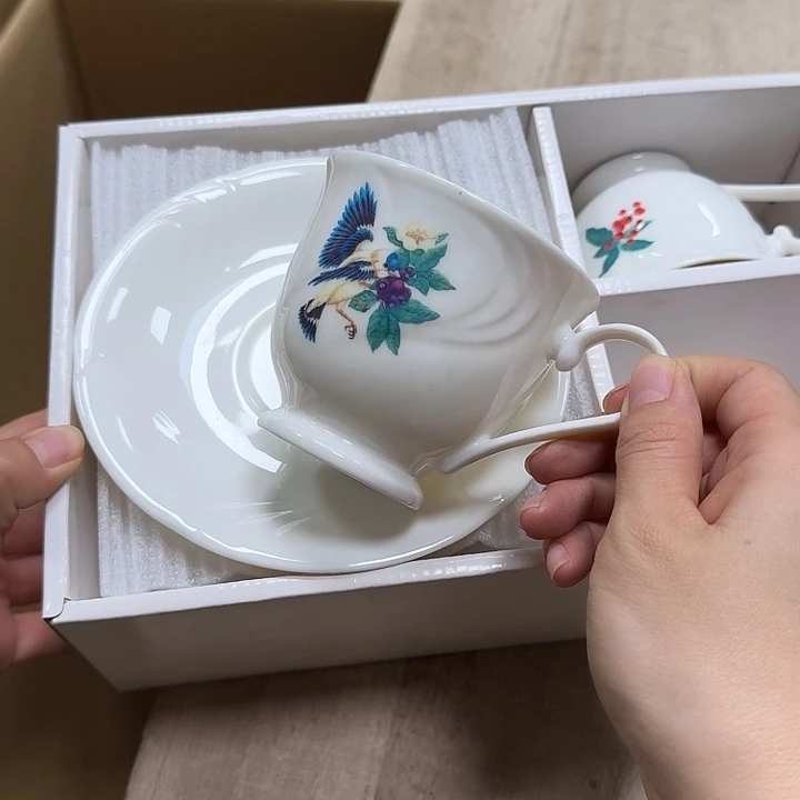 瓷片哈哈哈哈哈哈哈哈哈