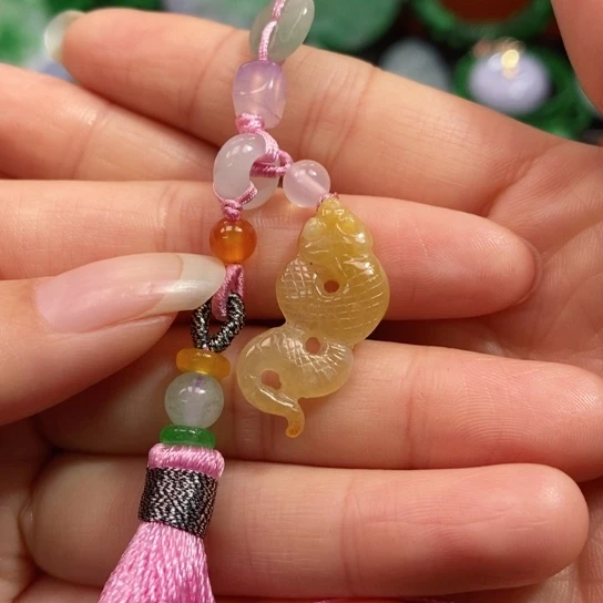 颈饰未镶嵌翡翠吊坠