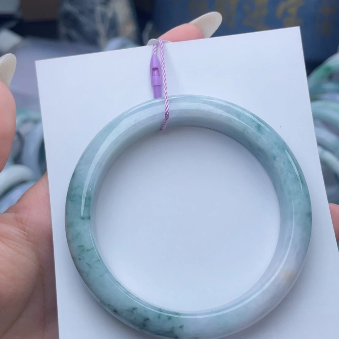 翡翠未镶嵌手镯59圈