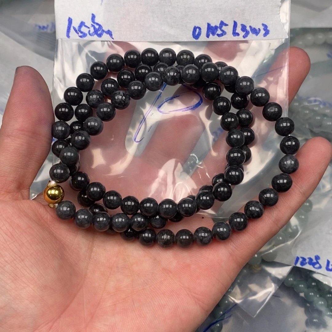 定制翡翠未镶嵌?*萌