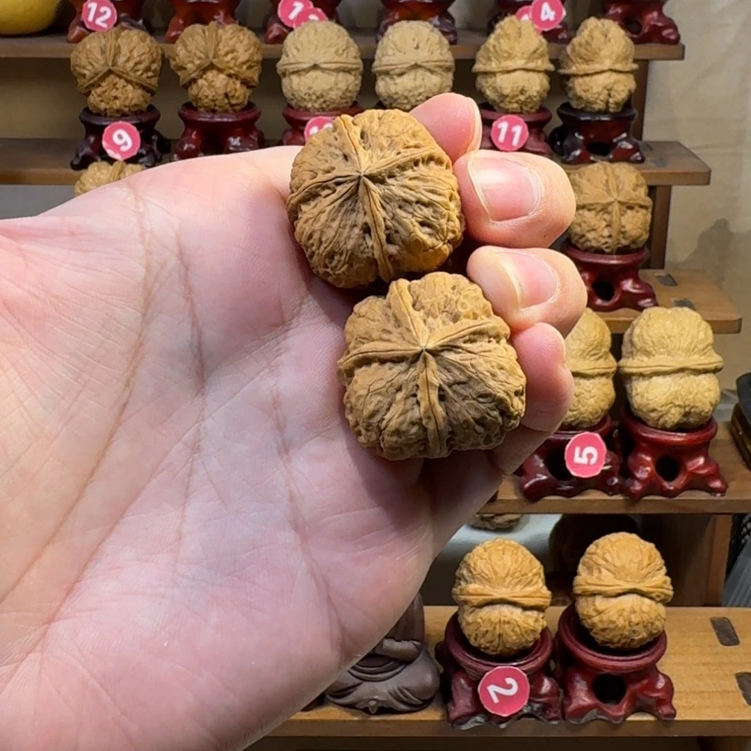 铁核桃把件磨盘四方砖