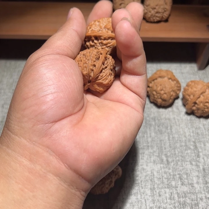 文玩核桃吊坠濮**公石子磨