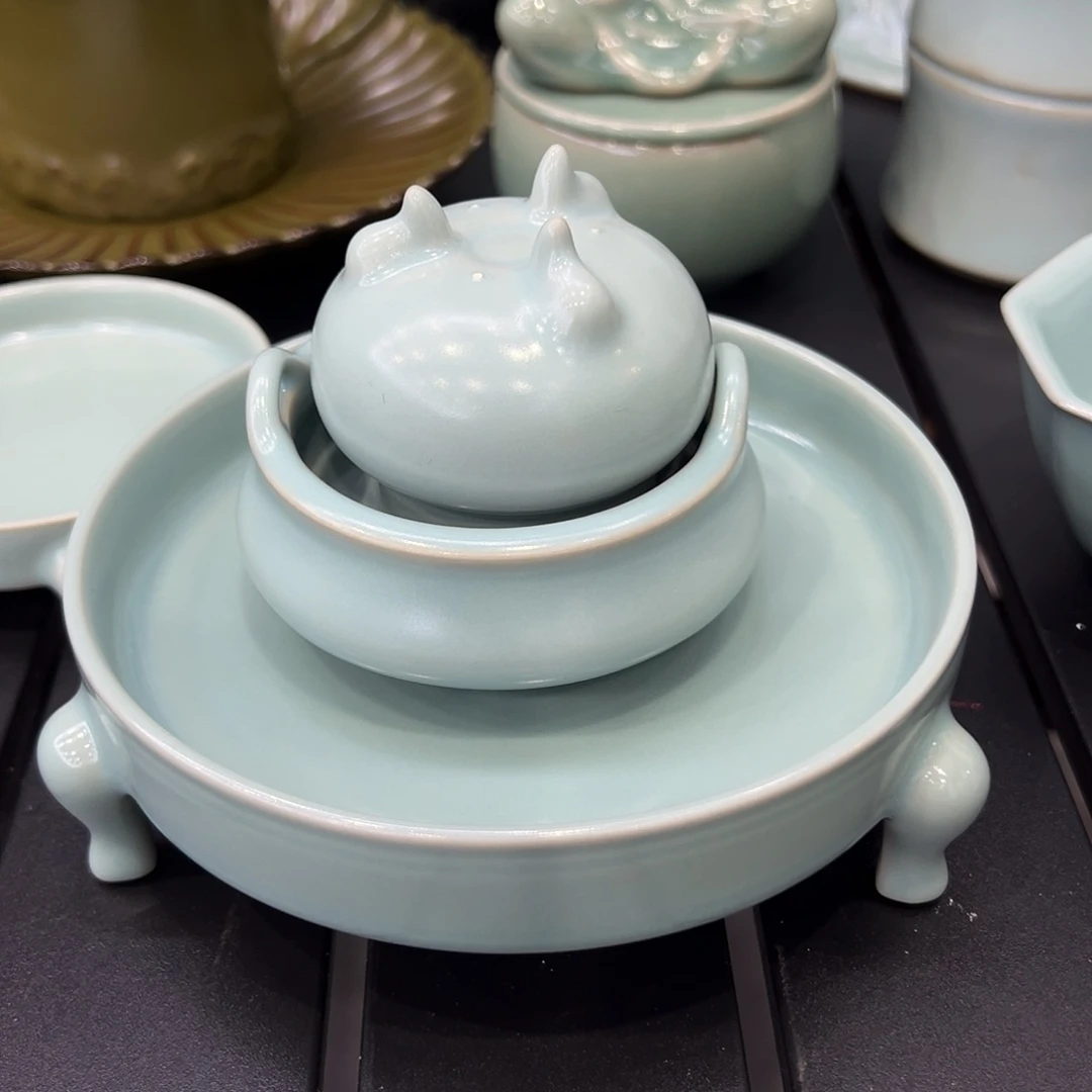 P****瓷片仿古天青三件套