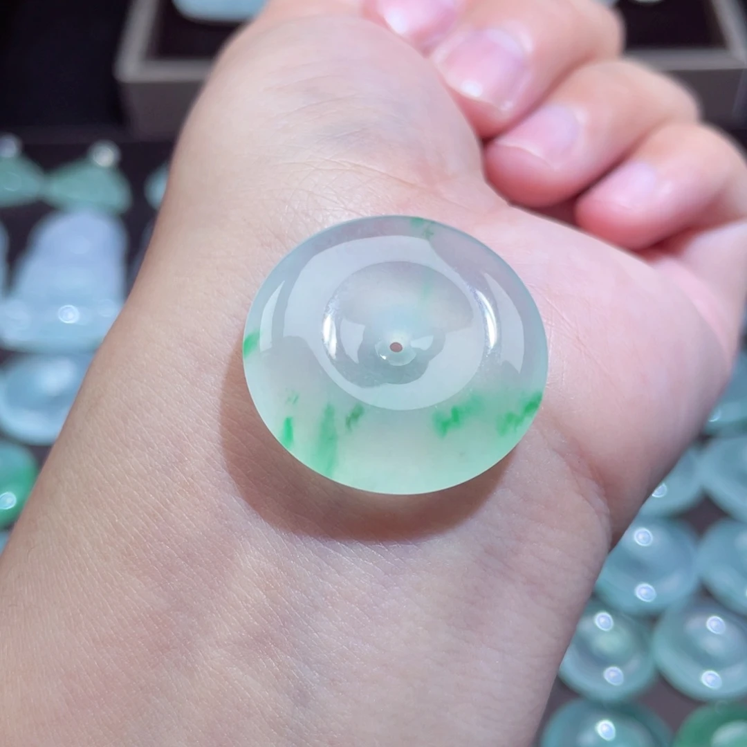 颈饰未镶嵌翡翠扣子