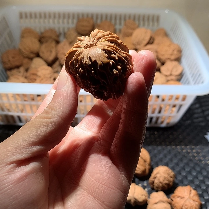 N***u把件文玩核桃四座楼