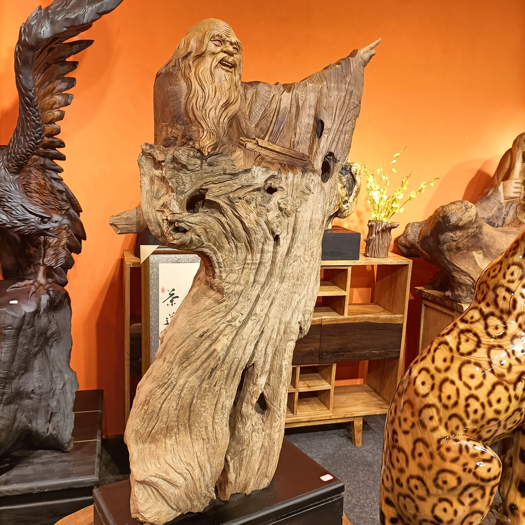 《仙翁指韵》香樟木全实木装饰摆件 尺寸：50-25-113