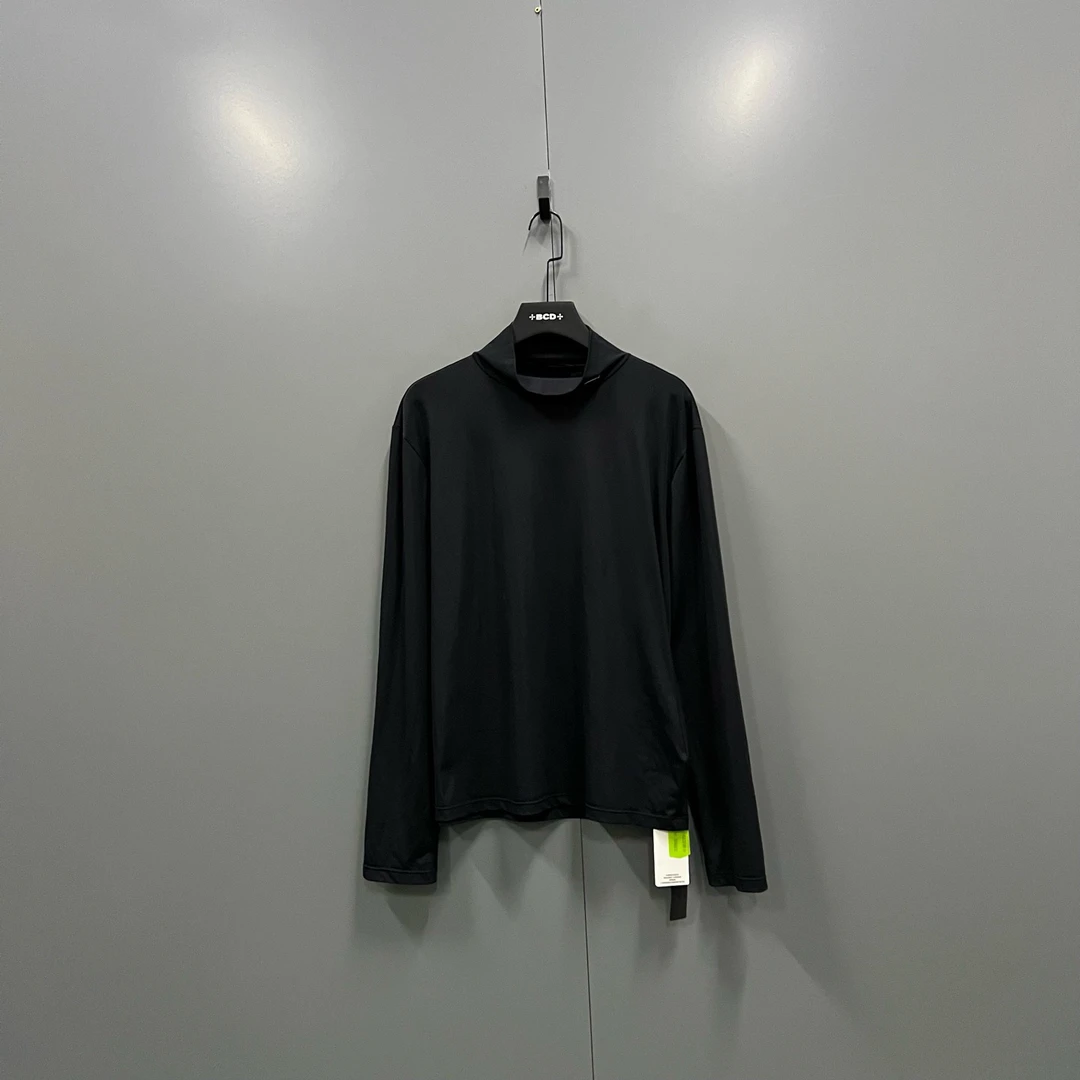 99新 Prada/普拉达 j30黑色高领三角标长袖 XL码609286