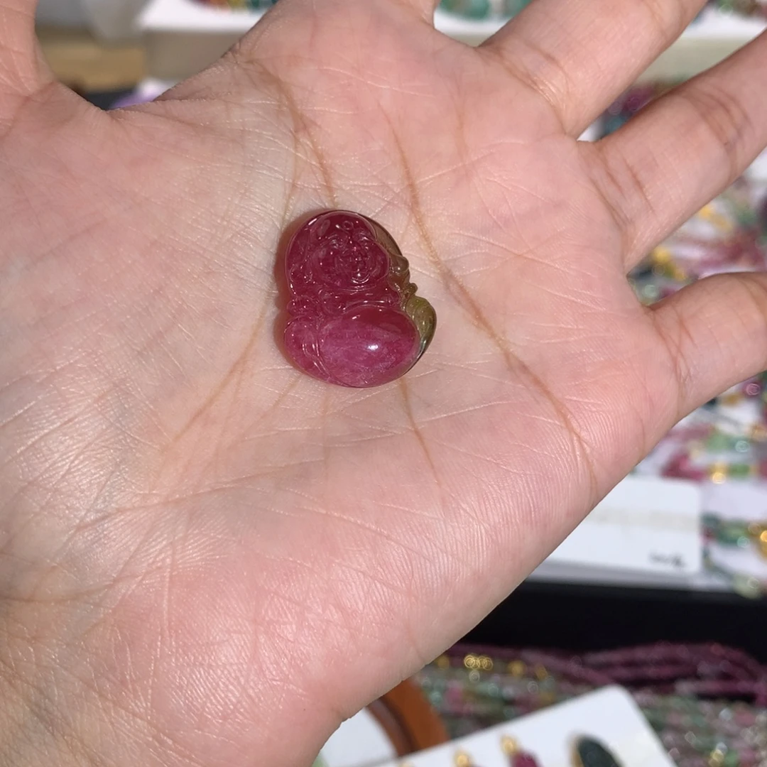 雕刻件未镶嵌碧玺