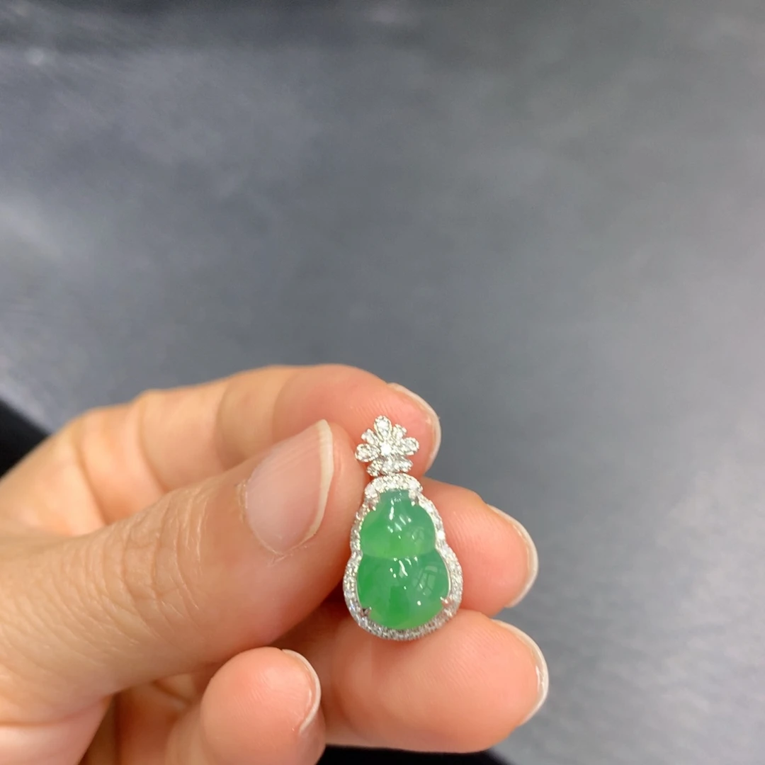 翡翠18K金镶嵌吊坠(不含链)