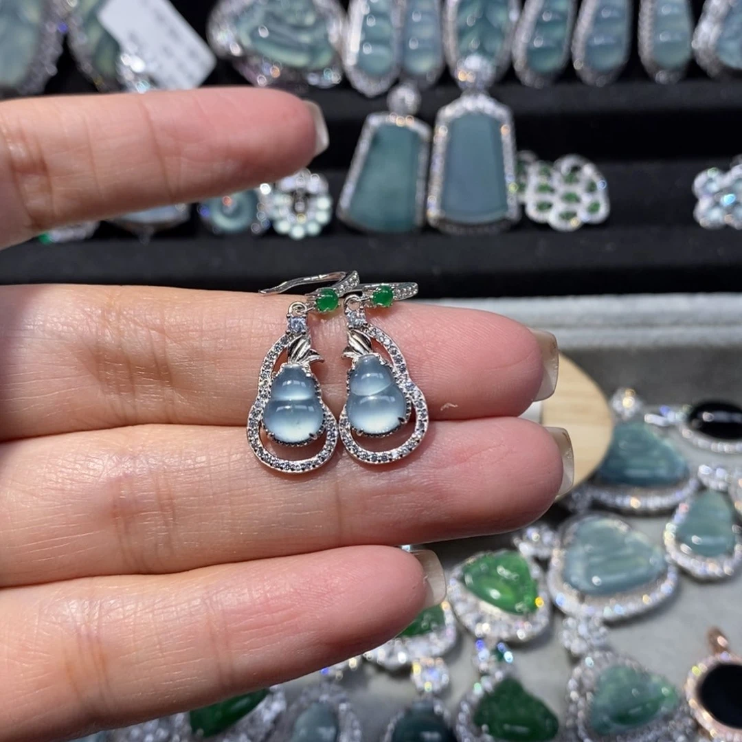 翡翠颈饰银S925镶嵌翡翠