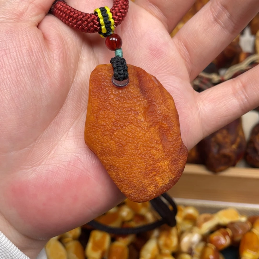 蜜蜡珠宝奇石未镶嵌