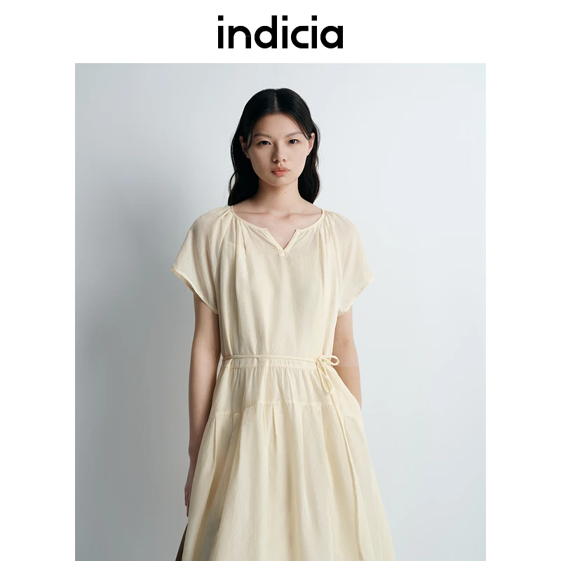 indicia标记25夏新款廓形天丝飘逸v领休闲连衣裙 L2B5LQ110