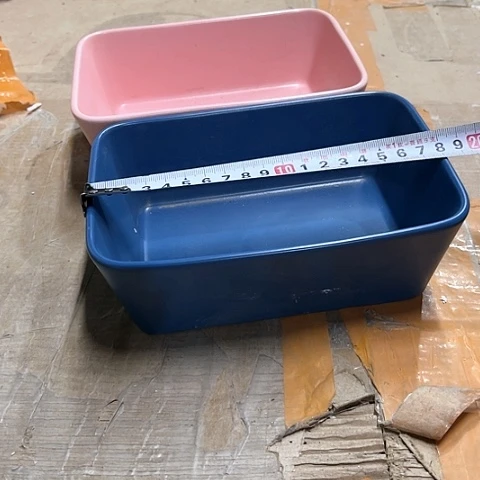 微瑕，不能明火，口径18宽12高度5，2个粉，2个篮