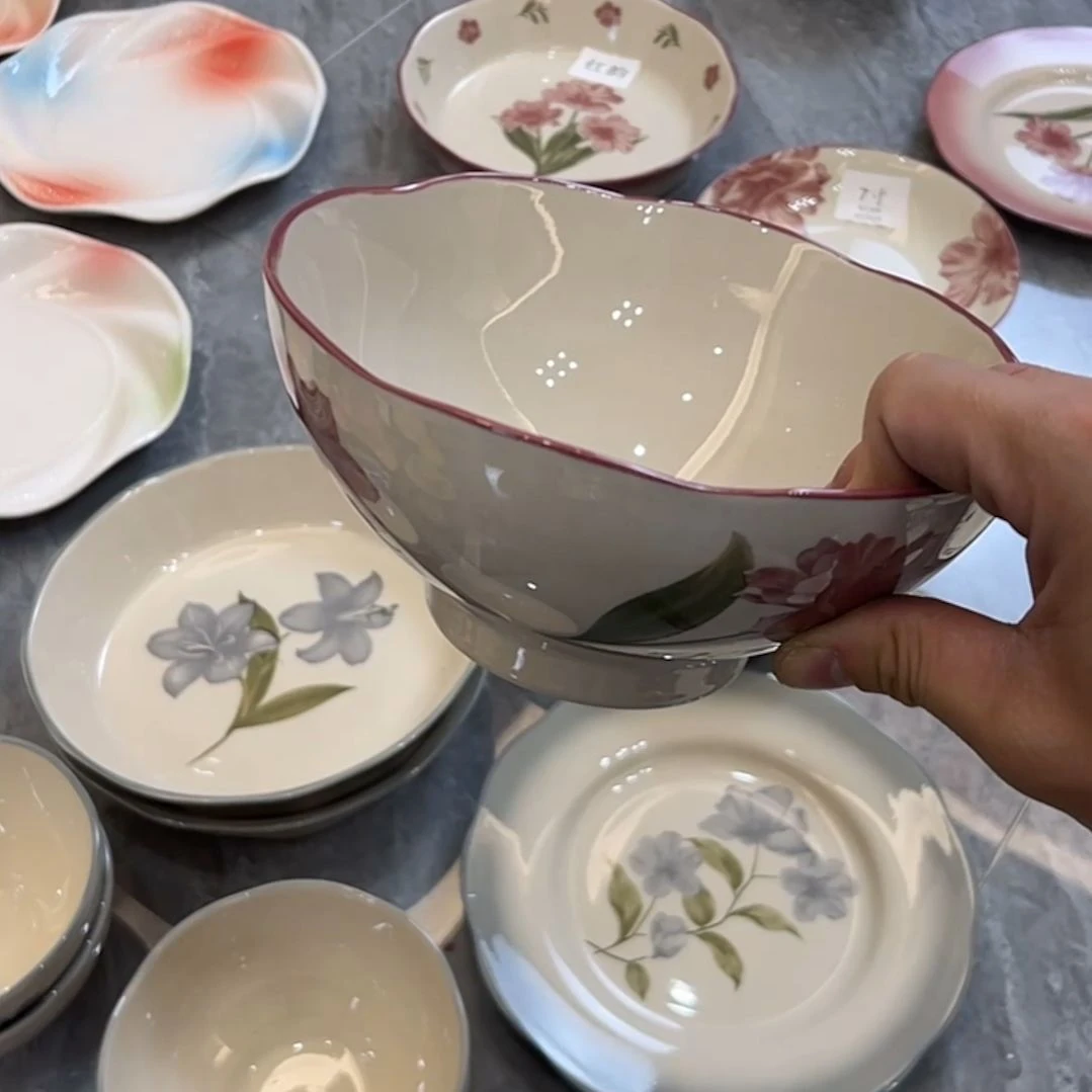 陶瓷默认微瑕介意勿拍！满18米保邮