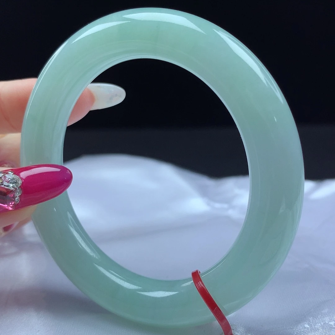 未镶嵌手镯（圆镯）翡翠6615，