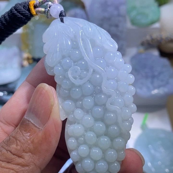 【闪购商品】翡翠未镶嵌颈饰111111111