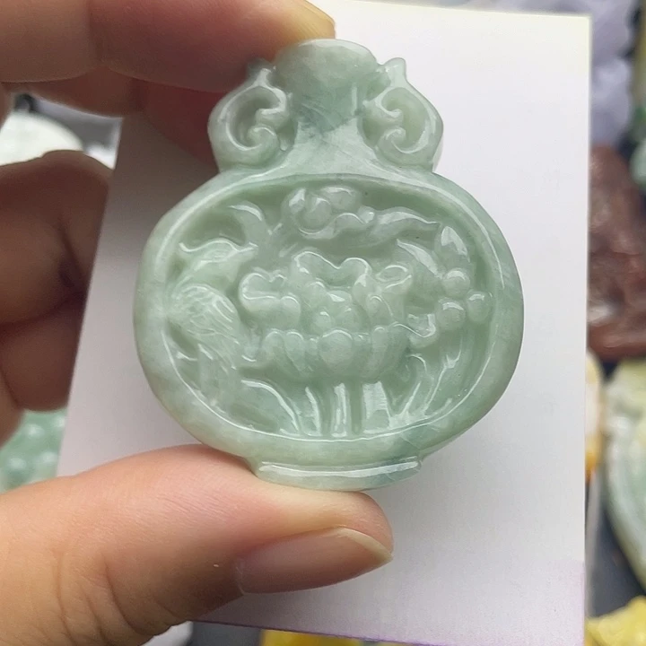 翡翠未镶嵌颈饰天然翡翠