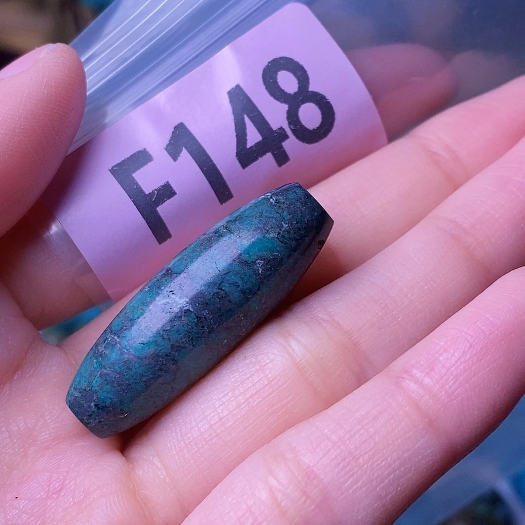 十堰原生态绿石头特色手工配饰