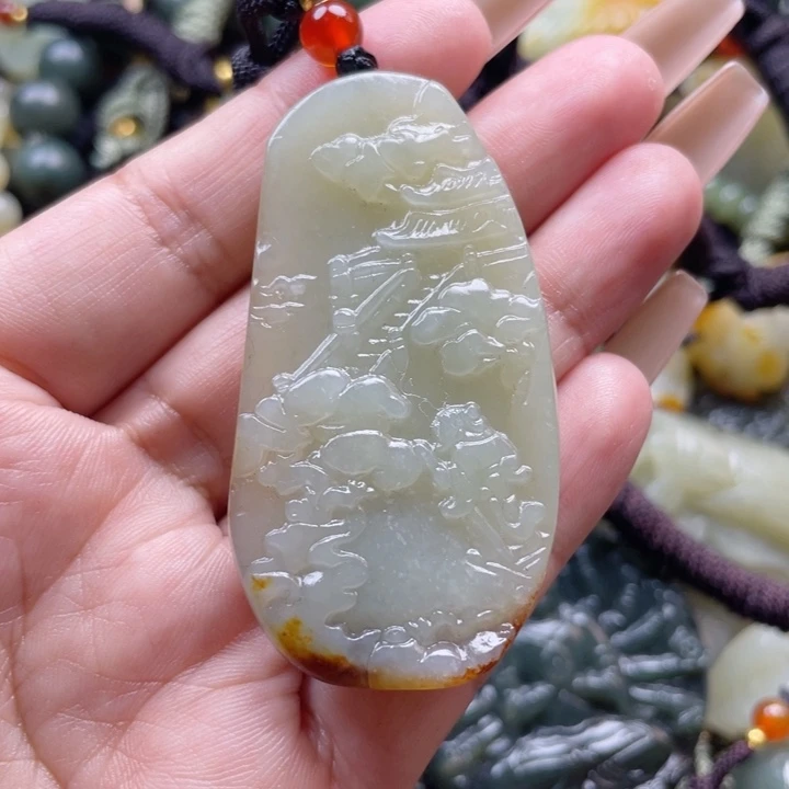 和田玉颈饰未镶嵌