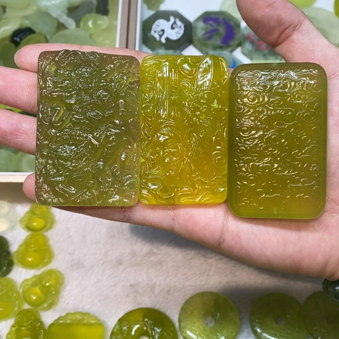 蟑***吃岫玉未镶嵌吊坠(不含链)