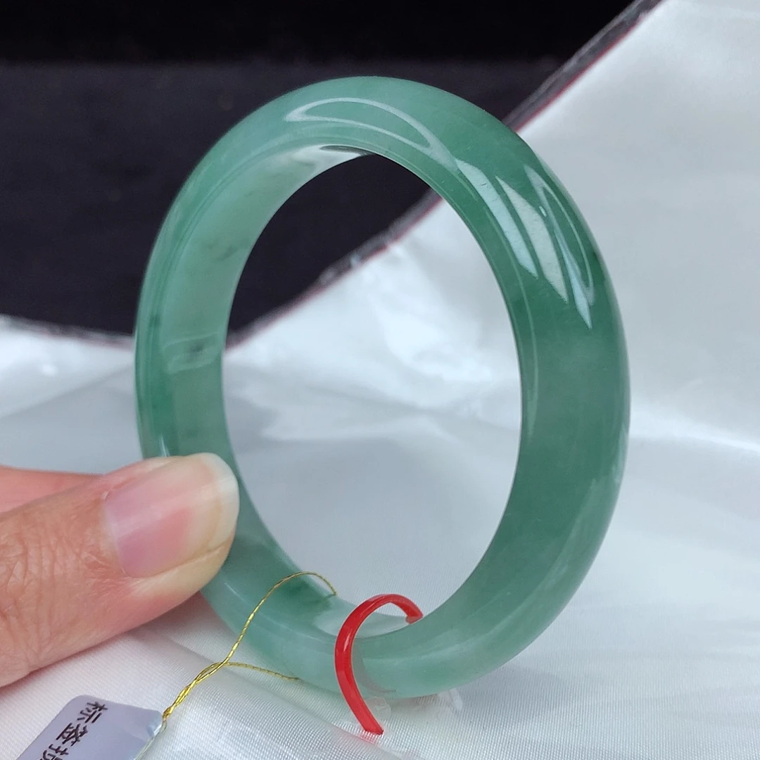 翡翠手镯未镶嵌53圈3255