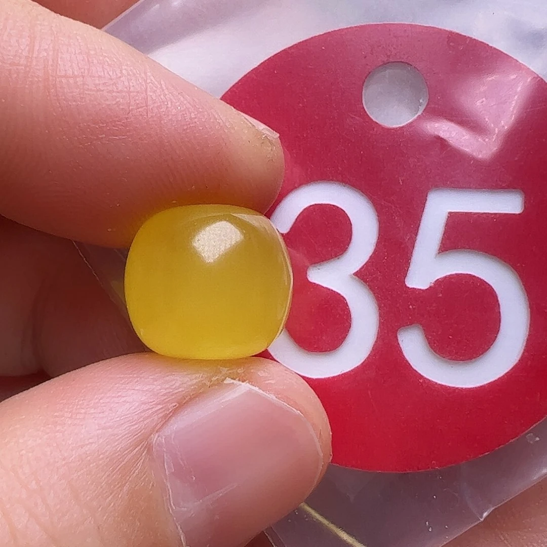 蜜蜡未镶嵌珠宝奇石11.3m m