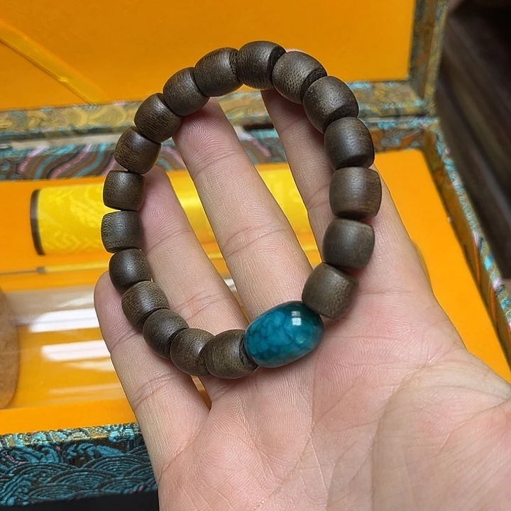 大叶紫檀（黑酸枝木类）