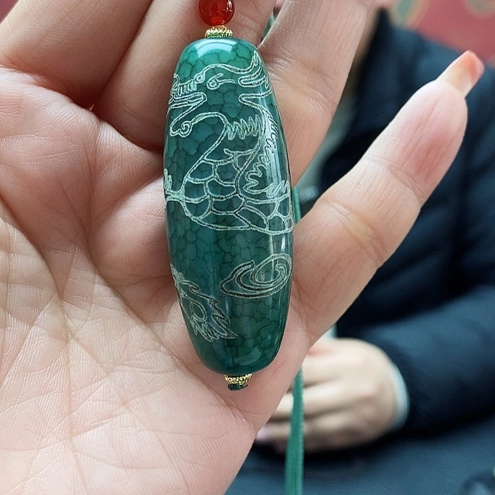 玛瑙/玉髓颈饰合金