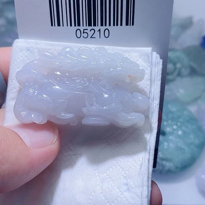 翡翠未镶嵌颈饰天光墟翡翠市场现金代购