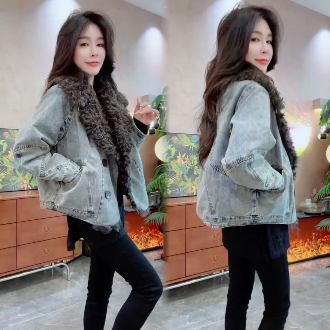 牛仔外套女2025冬季新款欧货加厚翻领毛毛边羊羔毛拼接显瘦上衣潮